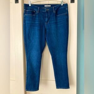Women’s Levi’s 711 skinny jean